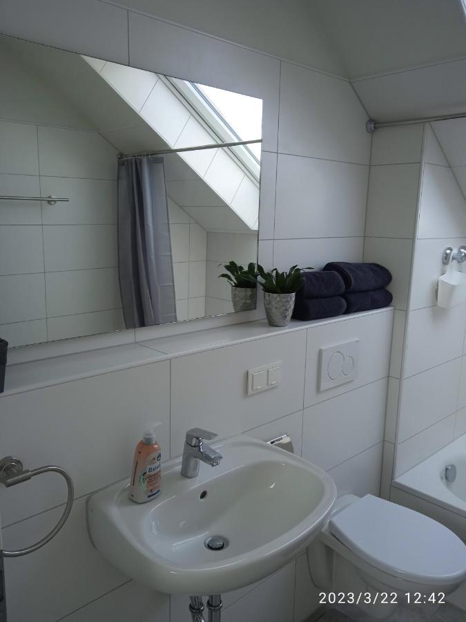 Zimmer Frei 3 Wiesbaden Exterior photo